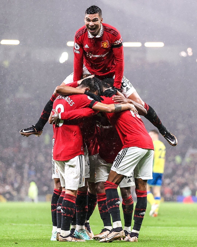 员正面临职 员正面临职